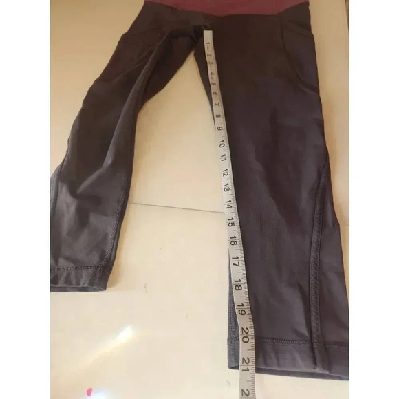 Lululemon Run Full Tilt Crop Leggings Black Size 6 - Picture 7 of 9